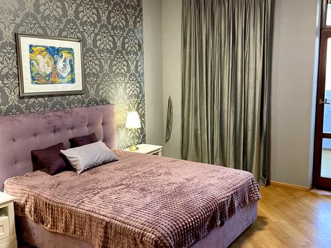 квартира за адресою Богдана Хмельницького вул., 82