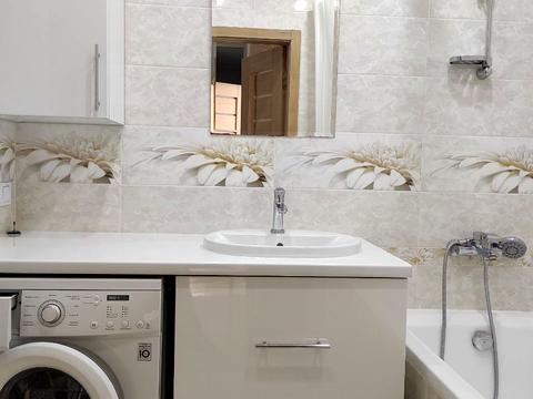 квартира за адресою Євгена Маланюка вул. (Степана Сагайдака), 8