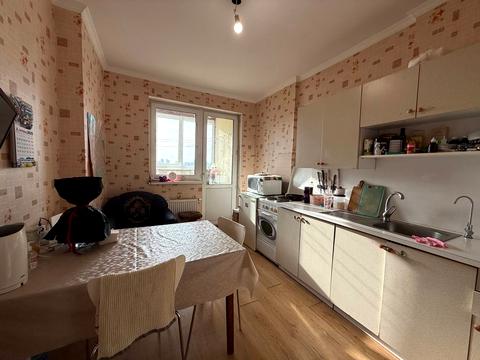 квартира за адресою Алішера Навої просп., 69