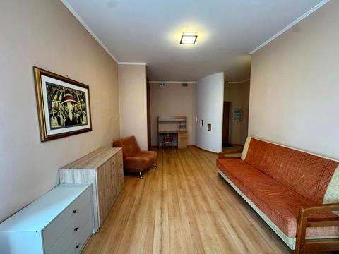 квартира за адресою Володимира Івасюка просп. (Героїв Сталінграду), 8