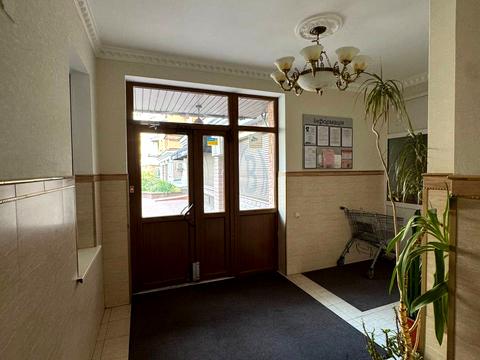 квартира за адресою Володимира Івасюка просп. (Героїв Сталінграду), 8