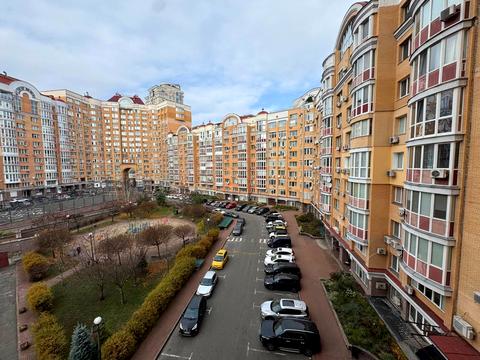 квартира за адресою Володимира Івасюка просп. (Героїв Сталінграду), 8