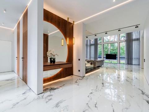 дом по адресу  ул.