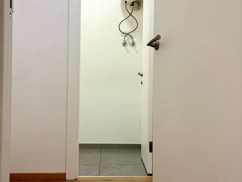 комерційна за адресою Січеславська Набережна вул., 49