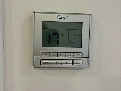 комерційна за адресою Січеславська Набережна вул., 49