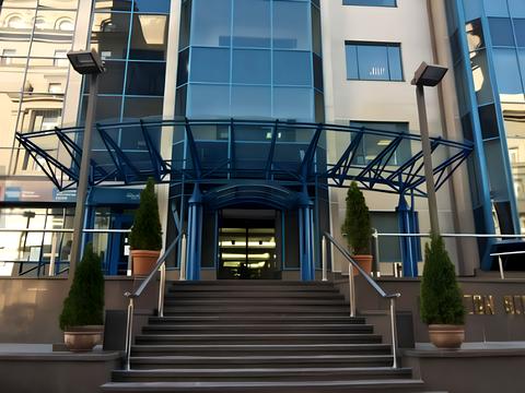 коммерческая по адресу Шелковичная ул., 42-44