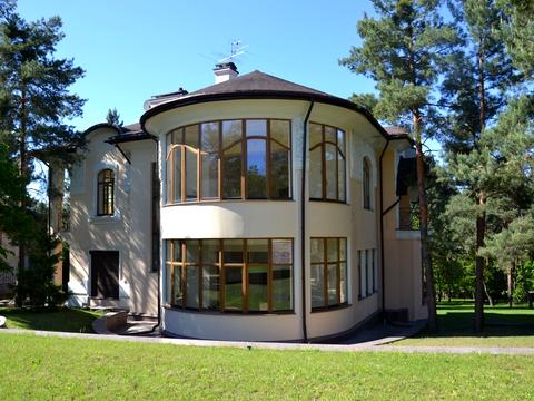 будинок за адресою Лобановського вул.