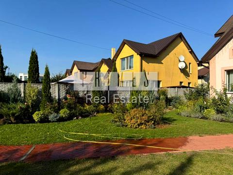 будинок за адресою Центральна вул., 19