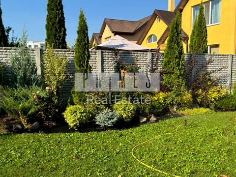 будинок за адресою Центральна вул., 19