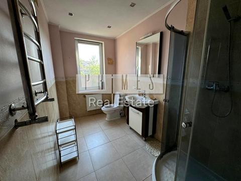 будинок за адресою Центральна вул., 19