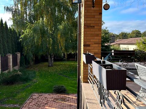 будинок за адресою Стежки вул.