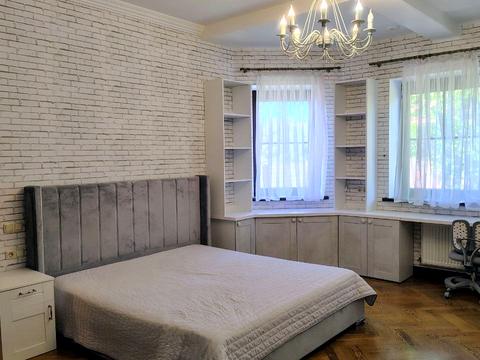 будинок за адресою Стежки вул.