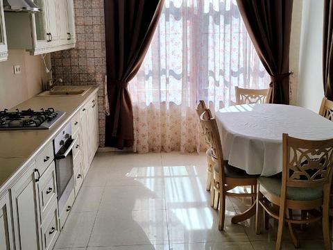 будинок за адресою Стежки вул.