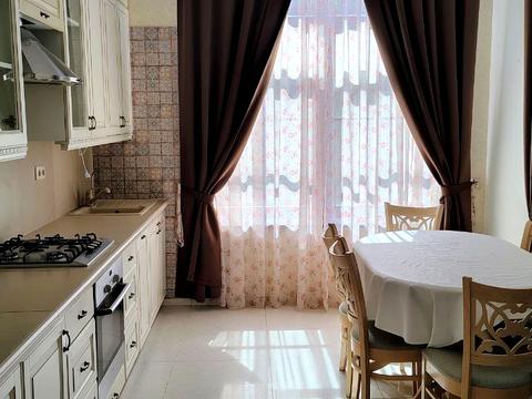 будинок за адресою Стежки вул.