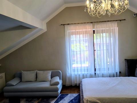 будинок за адресою Стежки вул.