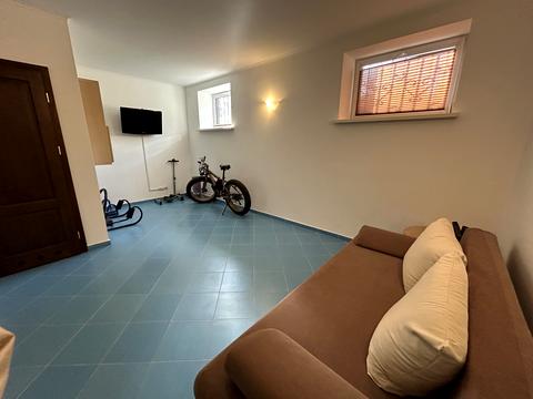 будинок за адресою Стежки вул.