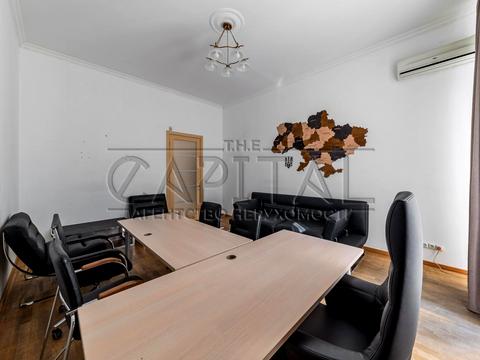 комерційна за адресою Велика Васильківська вул. (Червоноармійська), 88