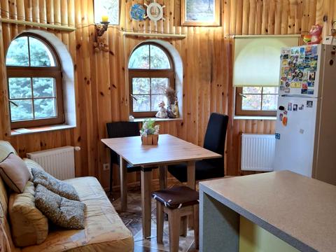 будинок за адресою Зоряна вул.