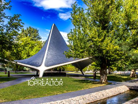 ділянка за адресою 