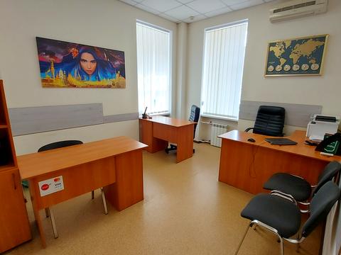 комерційна за адресою Еспланадна вул., 28