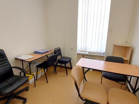 комерційна за адресою Еспланадна вул., 28