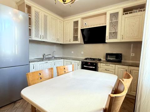 квартира за адресою Рози Ауслендер вул., 33-Б