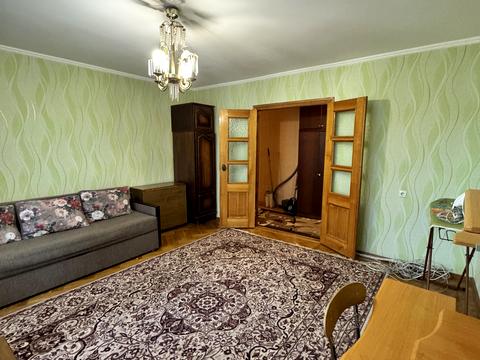 квартира за адресою Автозаводська вул., 7