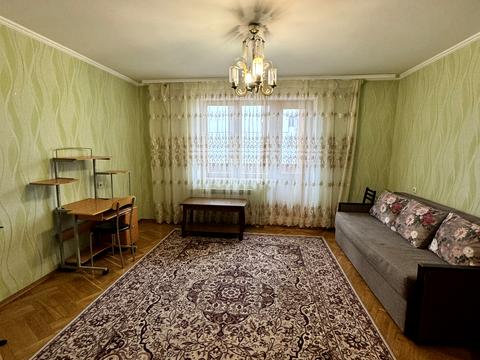 квартира за адресою Автозаводська вул., 7