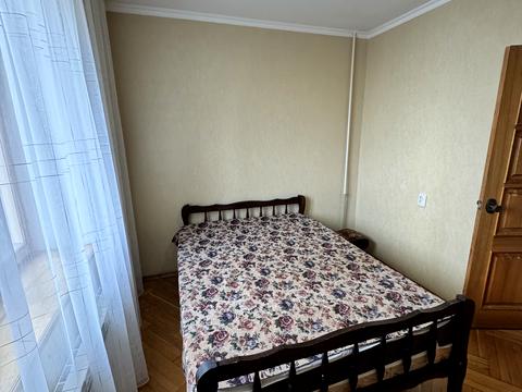 квартира за адресою Автозаводська вул., 7