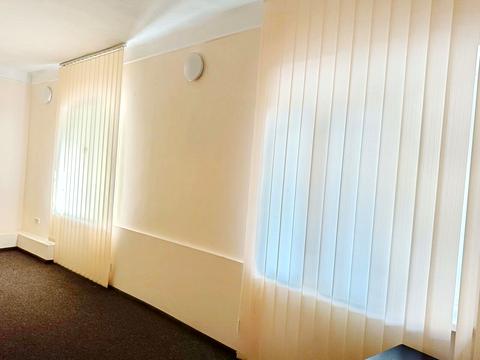 комерційна за адресою Київ, Саксаганського вул., 60