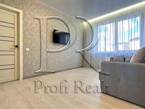 квартира по адресу Героев Небесной Сотни просп., 16/10