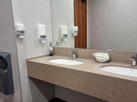 комерційна за адресою Болсуновський пров. (Мічуріна), 13-15