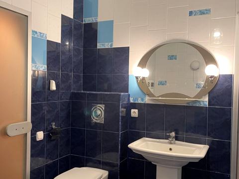 будинок за адресою с. Гатне, Квітнева вул., 6