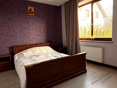 будинок за адресою Виноградна, 12