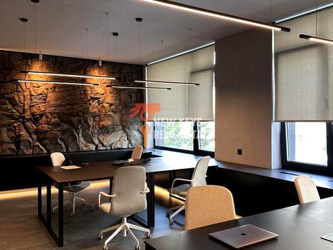 комерційна за адресою Івана Федорова вул., 2-А