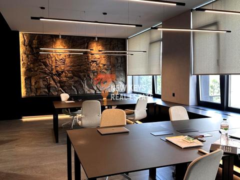 комерційна за адресою Івана Федорова вул., 2-А