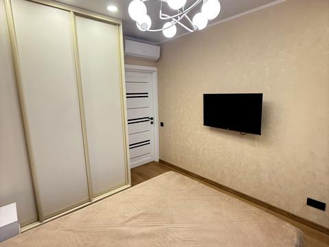 квартира за адресою Київ, Івана Виговського вул. (Маршала Гречка), 40/12