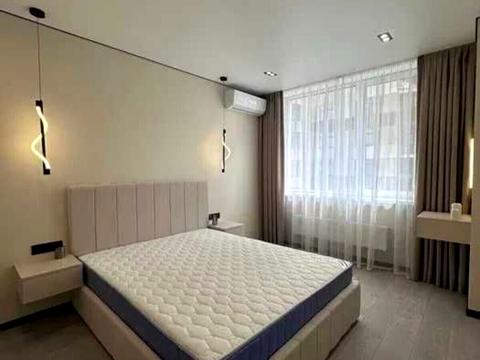 квартира за адресою Родини Крістерів вул., 16