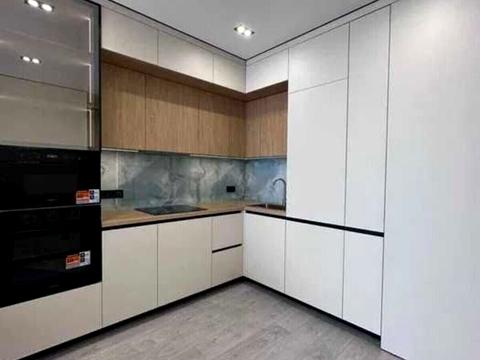 квартира за адресою Родини Крістерів вул., 16