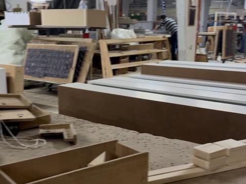 комерційна за адресою Лопатинського, 141