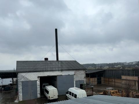 комерційна за адресою Лопатинського, 141