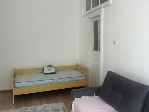 квартира за адресою Гетьмана Петра Дорошенка вул. (), 42