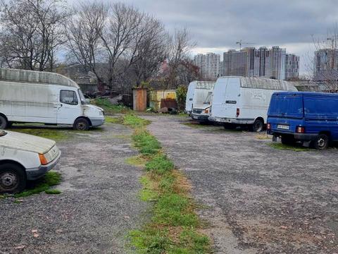 комерційна за адресою Євгена Маланюка вул. (Степана Сагайдака), 114