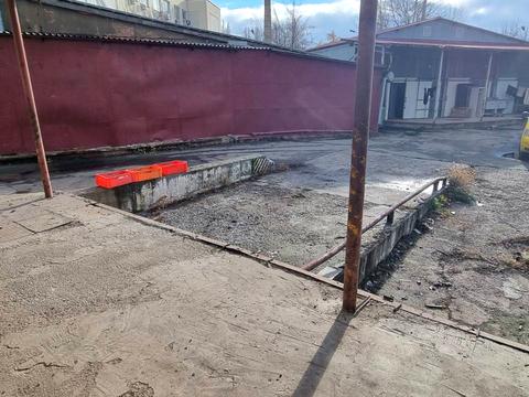 комерційна за адресою Євгена Маланюка вул. (Степана Сагайдака), 114