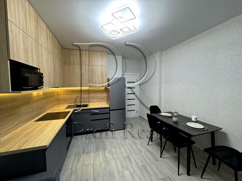 квартира за адресою Київ, Загорівська вул. (Багговутівська), 25