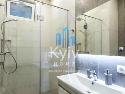 дом по адресу Велика Набережна