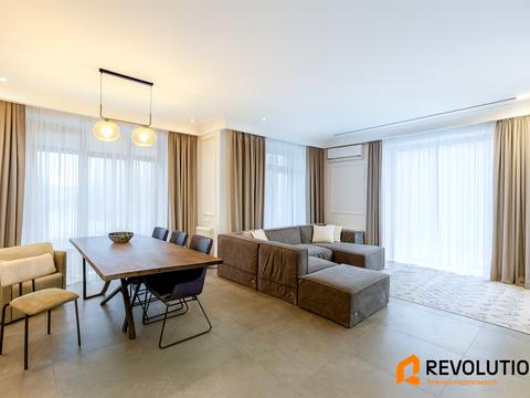 будинок за адресою 7-ма вулиця Ентузіастів, 1