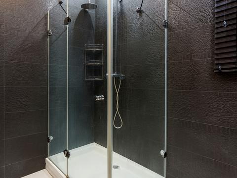 будинок за адресою 7-ма вулиця Ентузіастів, 1