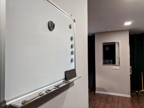 комерційна за адресою Львів, Кардинала Гузара вул. (Толстого Льва), 28