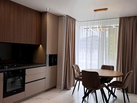 квартира по адресу Степана Бандеры ул., 77-Б